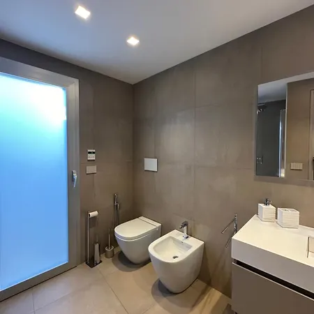 Mp Luxury House בית נופש בודוני