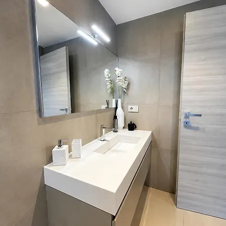 بيت للعطل Mp Luxury House بودوني